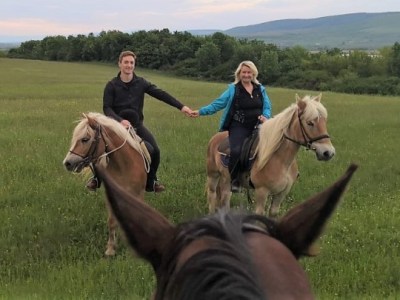 O plimbare cu caii la Centrul de Echitație Visul&nbsp;Meu